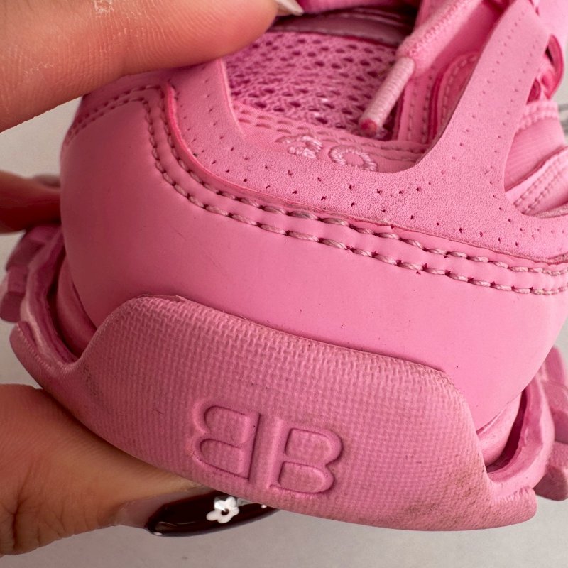 👟絕版半價必買鞋款 Balenciaga粉色老爹鞋-23