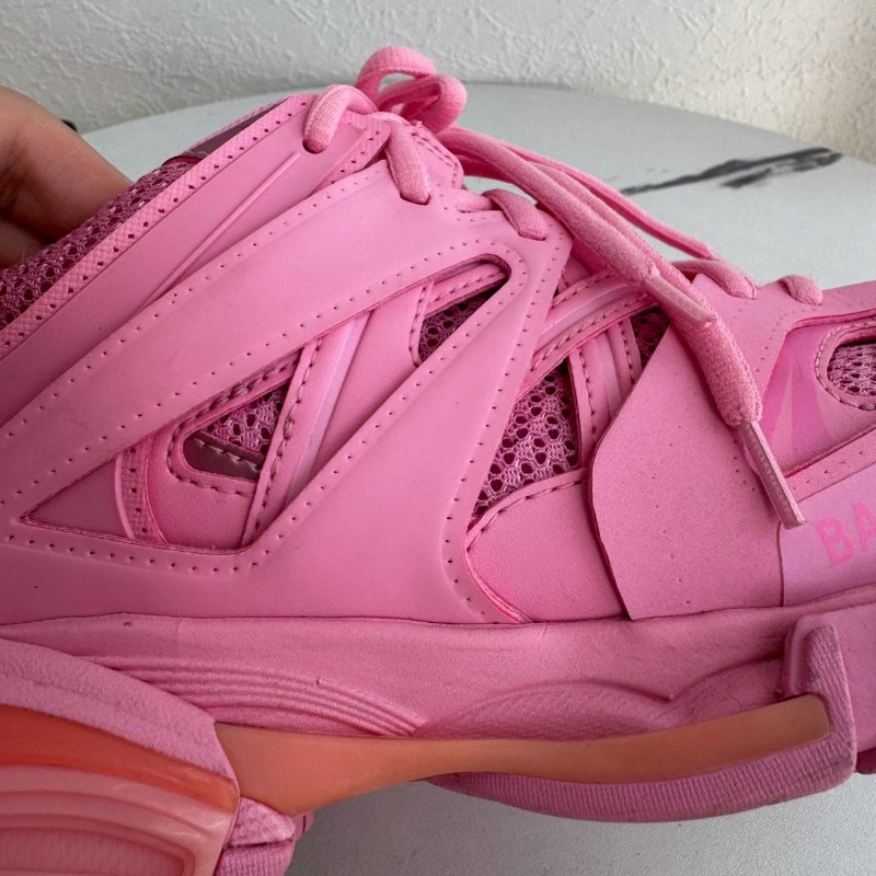 👟絕版半價必買鞋款 Balenciaga粉色老爹鞋-26