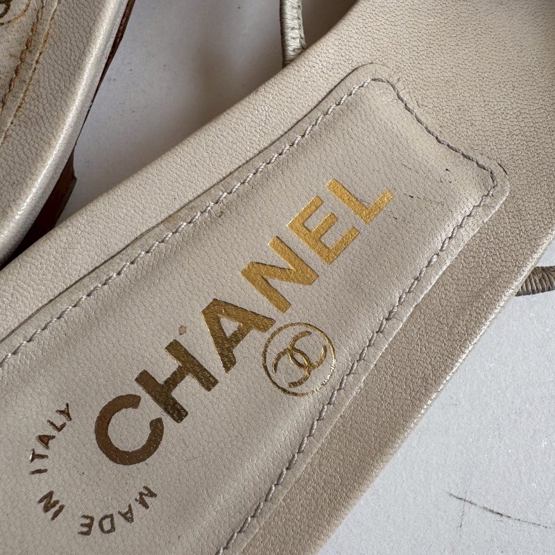 😍仙女渡假買這雙 Chanel 奶昔白花花涼鞋37.5-6