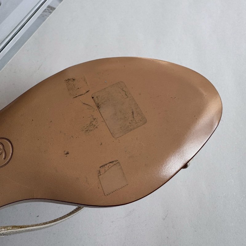 😍仙女渡假買這雙 Chanel 奶昔白花花涼鞋37.5-12