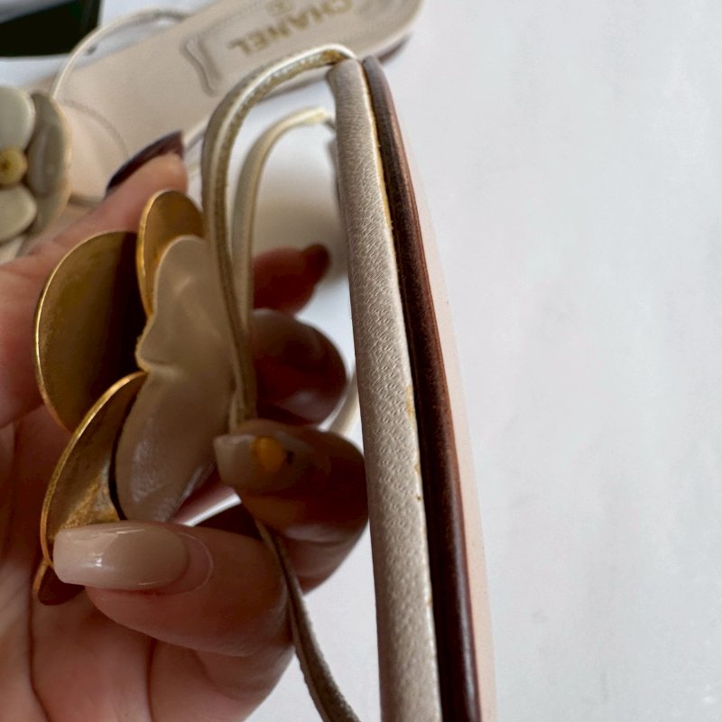 😍仙女渡假買這雙 Chanel 奶昔白花花涼鞋37.5-19