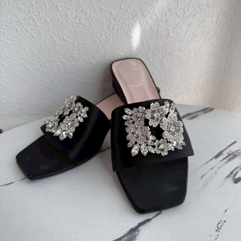 😍超級美還好穿😍RV 黑色方形亮鑽低跟涼鞋37.5-0