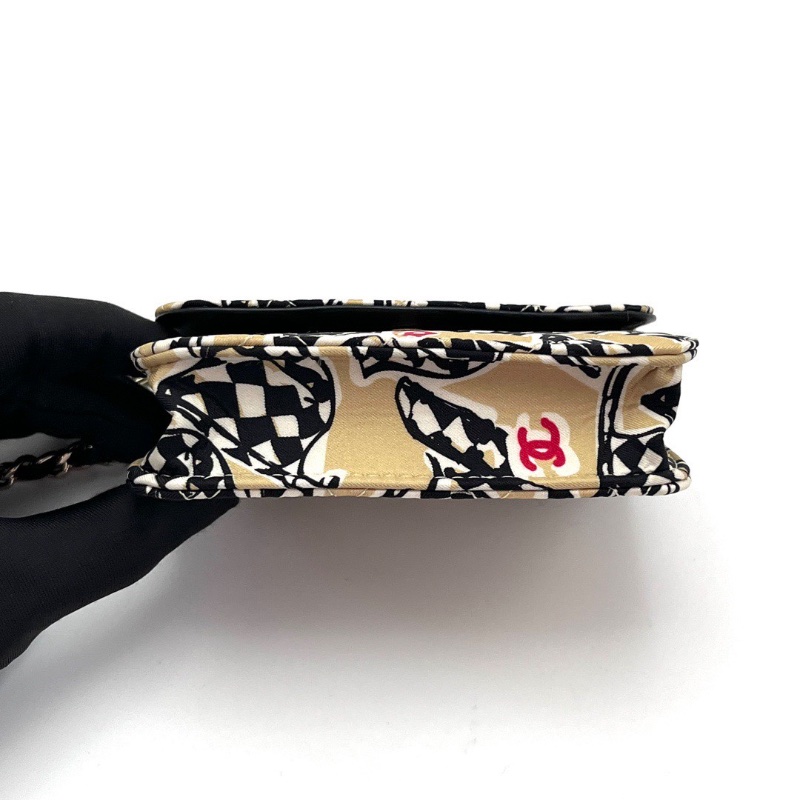 CHANEL塗鴉小廢包 12*9*3 99新配件盒子塵袋-4