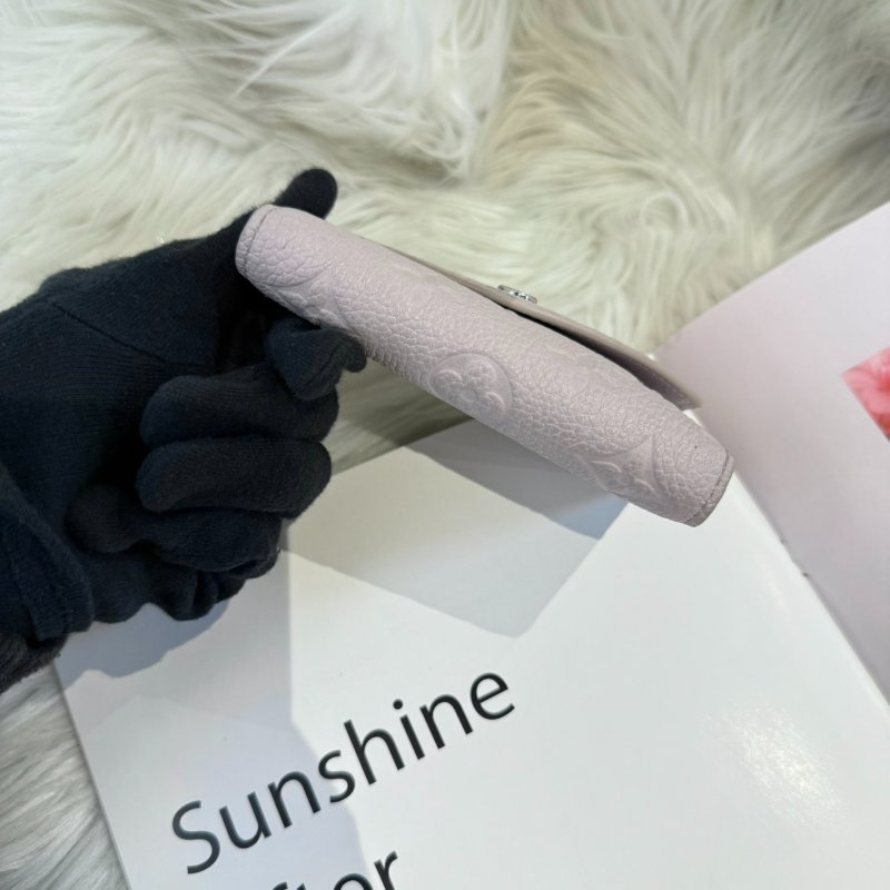 LV Victorine 淺灰色三折錢包-4