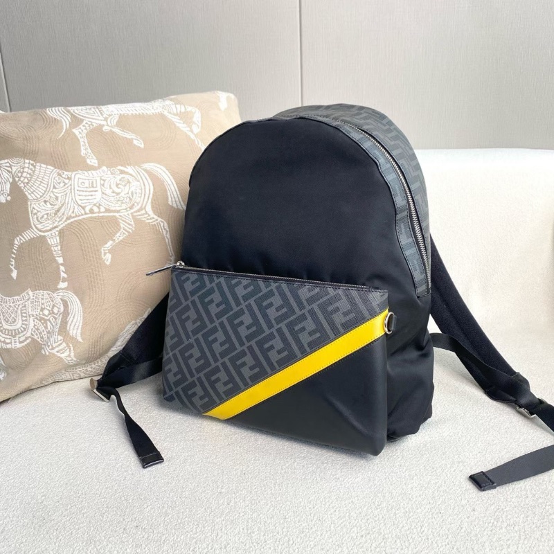 Fendi黑灰拼色雙肩包 老花帆布拼皮31*37*10 98新配件塵袋-6