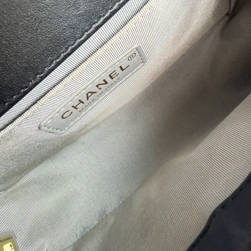 Chanel 黑白V紋Leboy小號 編織針織拼皮  金扣20*12*6 98新配件塵袋-2