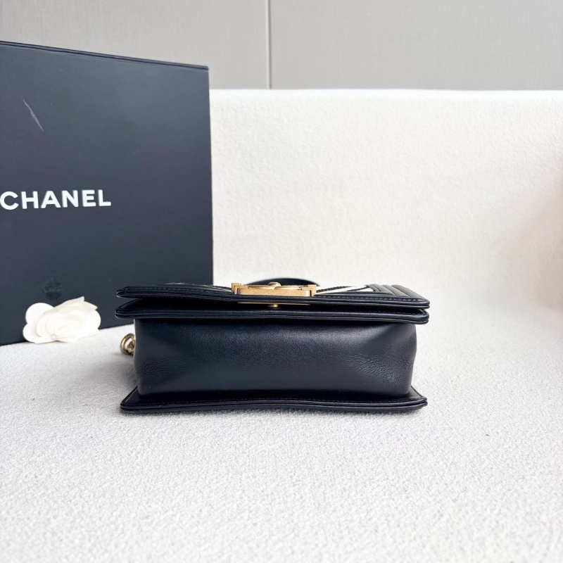Chanel 黑白V紋Leboy小號 編織針織拼皮  金扣20*12*6 98新配件塵袋-4