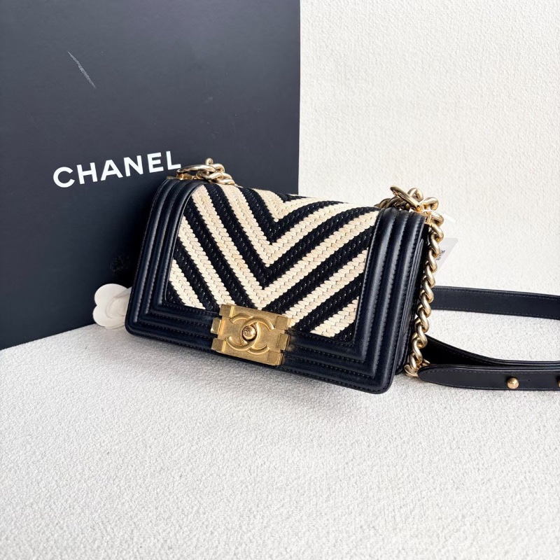 Chanel 黑白V紋Leboy小號 編織針織拼皮  金扣20*12*6 98新配件塵袋-5