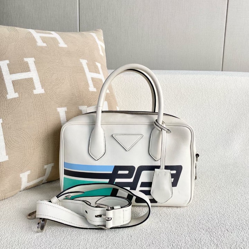 Prada字母印花保齡球包 白色 銀扣 25*17*9 98新配件肩帶 塵袋-1