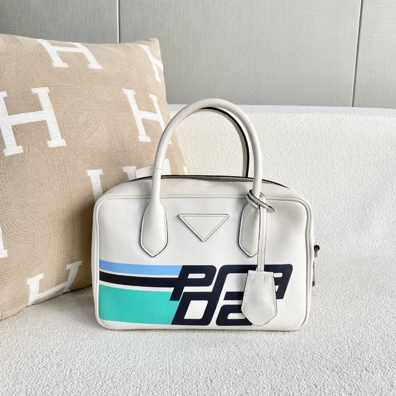 Prada字母印花保齡球包 白色 銀扣 25*17*9 98新配件肩帶 塵袋-6