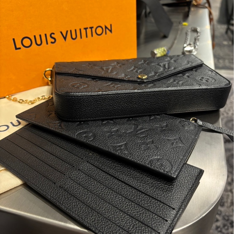 Louis Vuitton Felicie Pochette 三合一 黑色壓紋皮革-2