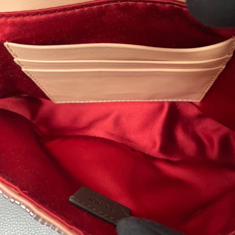 Fendi人魚姬粉亮片迷你法棍 bling bling包金色FF鎖扣18*9.5*5.5 98新配件2肩帶 備用亮片 塵袋-3