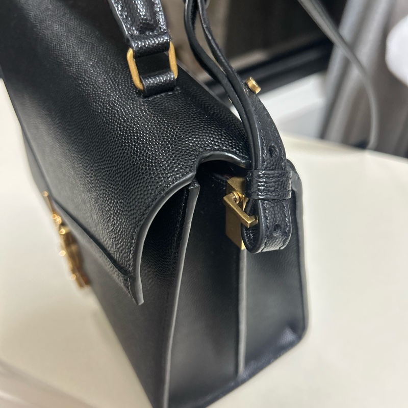 稀有✨YSL Cassandra粒面壓紋皮革手挽袋-1