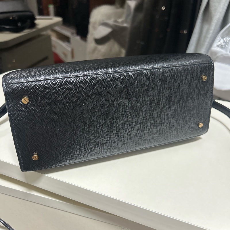 稀有✨YSL Cassandra粒面壓紋皮革手挽袋-7