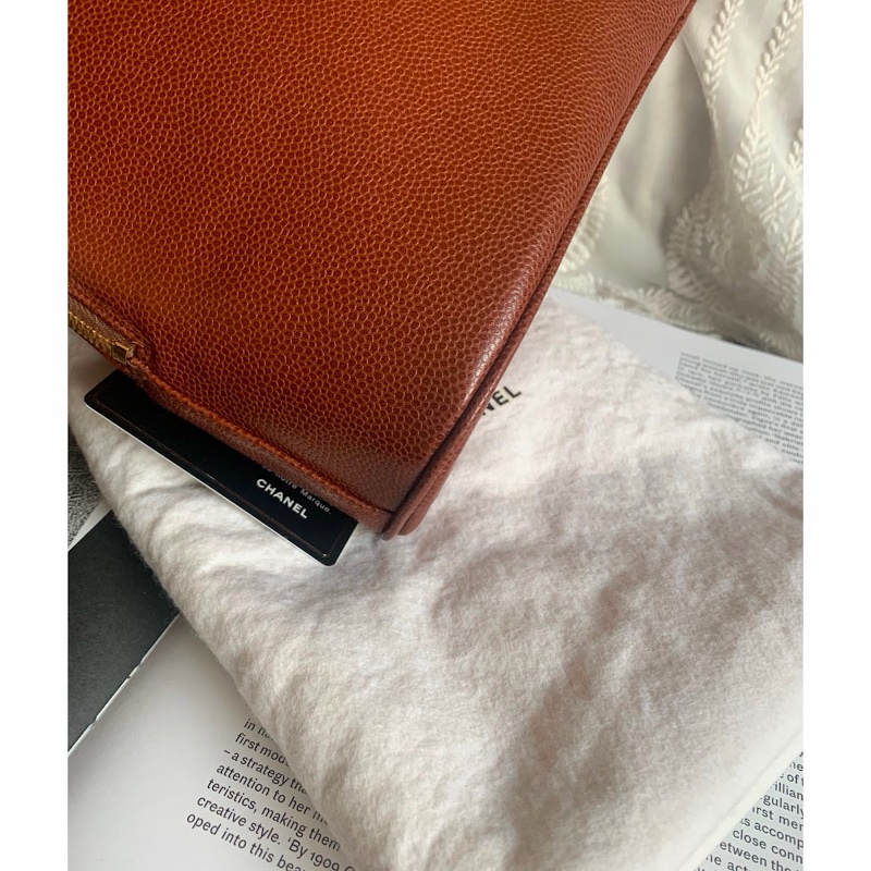 香奈兒金球托特包 魚子醬 焦糖色 大CC Logo 肩背包 腋下包 香奈兒 黑色牛皮 中古包 二手包  古董包 Vintage chanel brown caviar gold ball shoulder bag-18