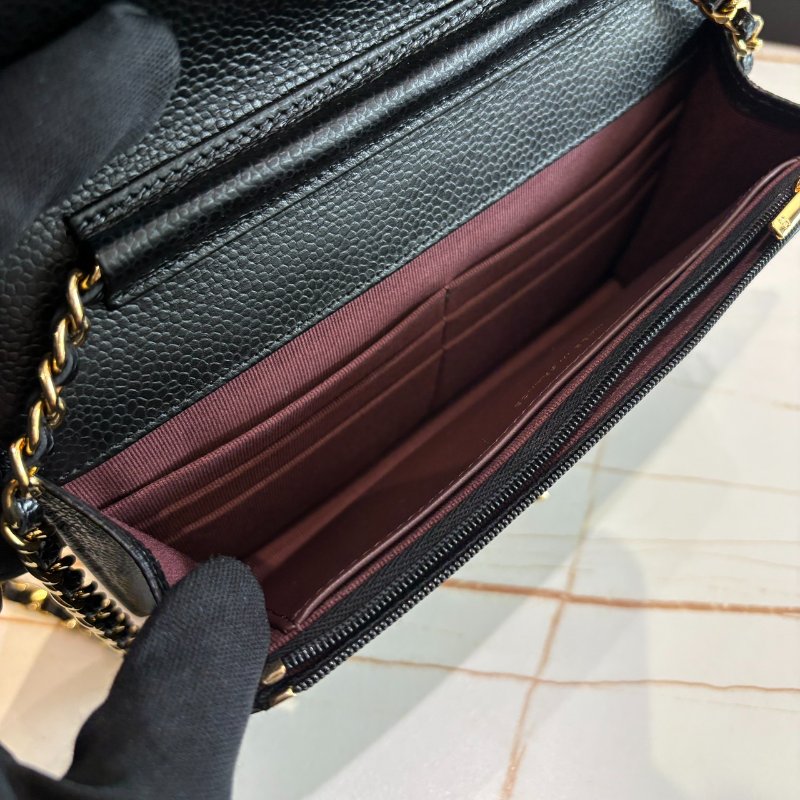 *SHIHNA名牌精品* CHANEL 黑金 書包釦 WOC鏈包-3