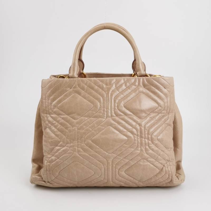 Miu Miu油蠟皮純色絎縫字母logo手提包-4