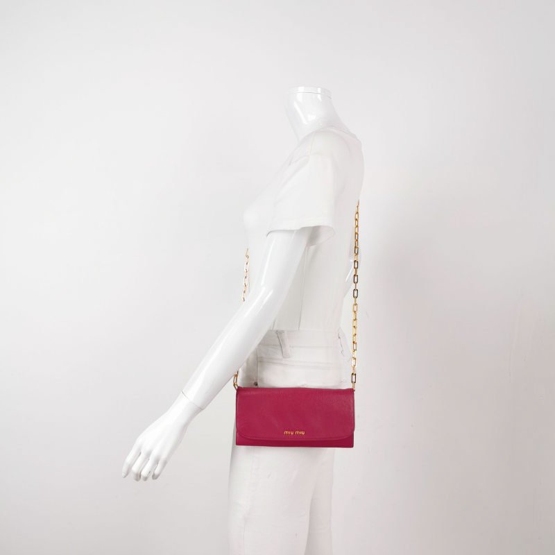 Miu Miu羊皮字母logo斜挎包單肩包-1