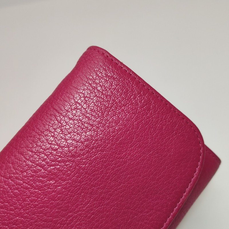 Miu Miu羊皮字母logo斜挎包單肩包-16