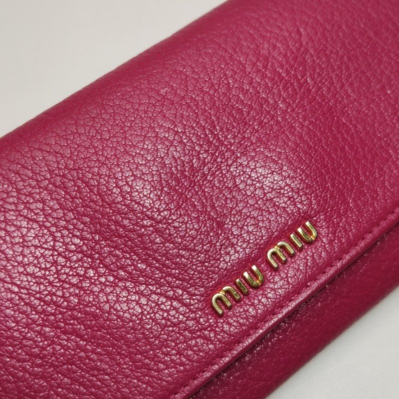 Miu Miu羊皮字母logo斜挎包單肩包-21