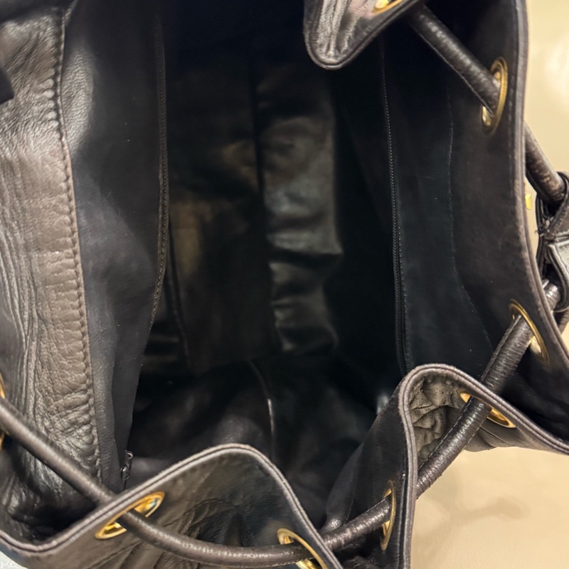 chanel 香奈兒中古黑金牛皮菱格雙扣 duma 雙肩包號-12