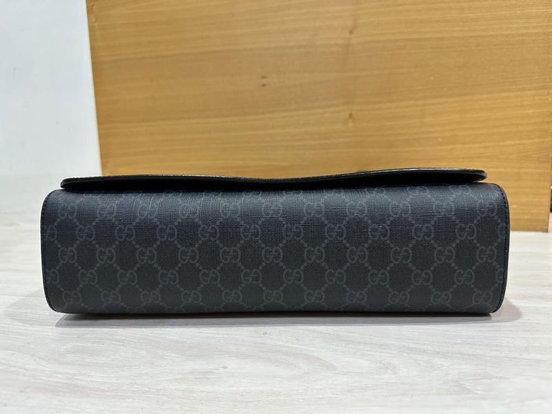 Gucci 黑灰原花logo 下蓋郵差包-4