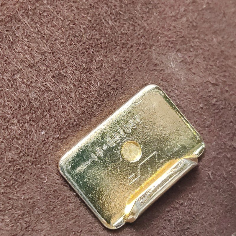 Prada翻毛皮純色字母Logo中古手提包-11