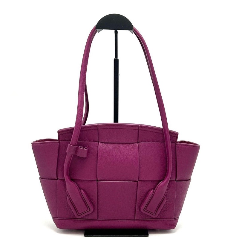 BV Arco翻蓋開合編織手提肩背包22*21*8 9新 配件塵袋-3