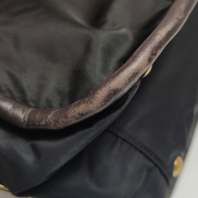 Prada牛皮尼龍布純色三角徽標手提包-12