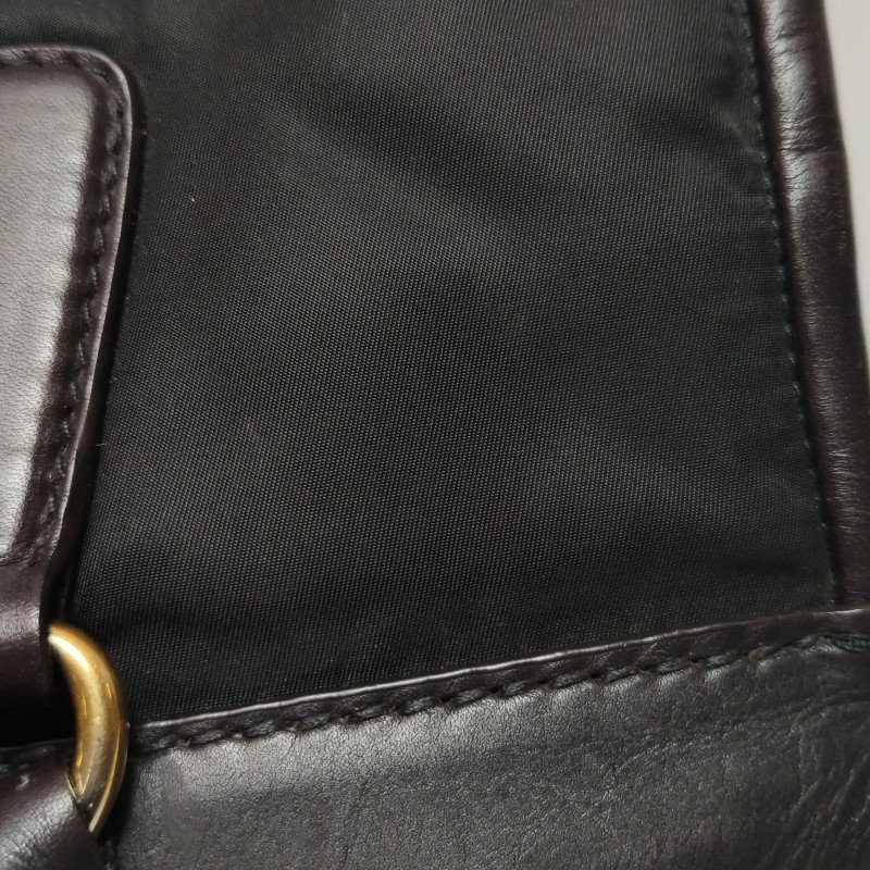 Prada牛皮尼龍布純色三角徽標手提包-15