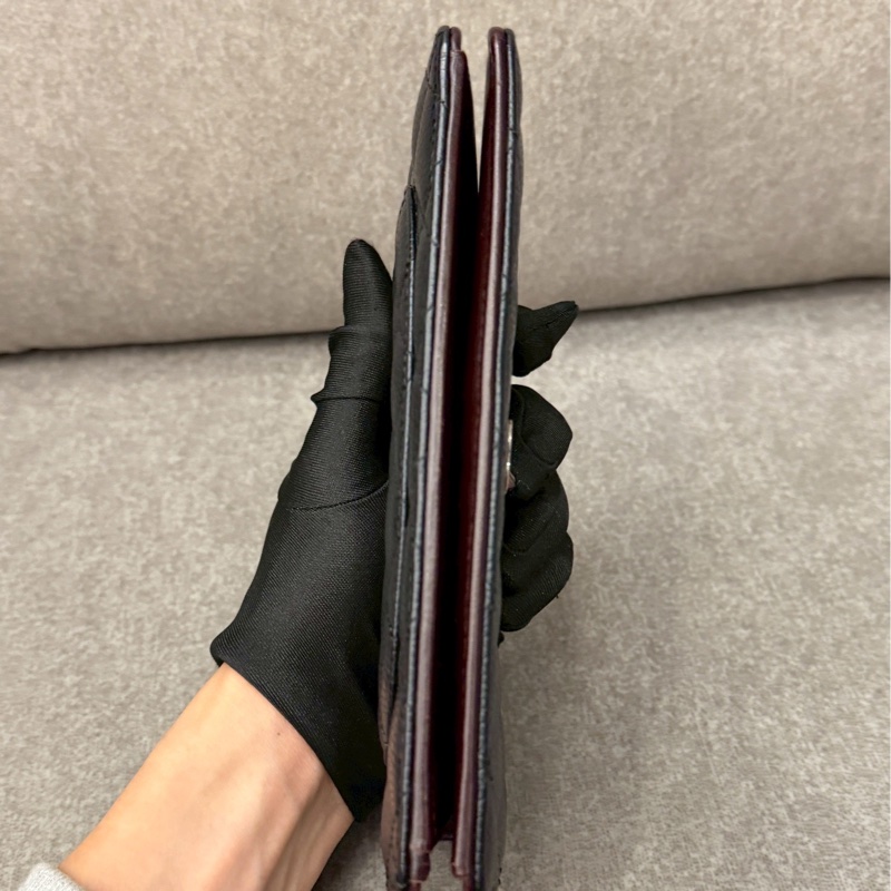 香奈兒黑銀荔枝皮長夾-8