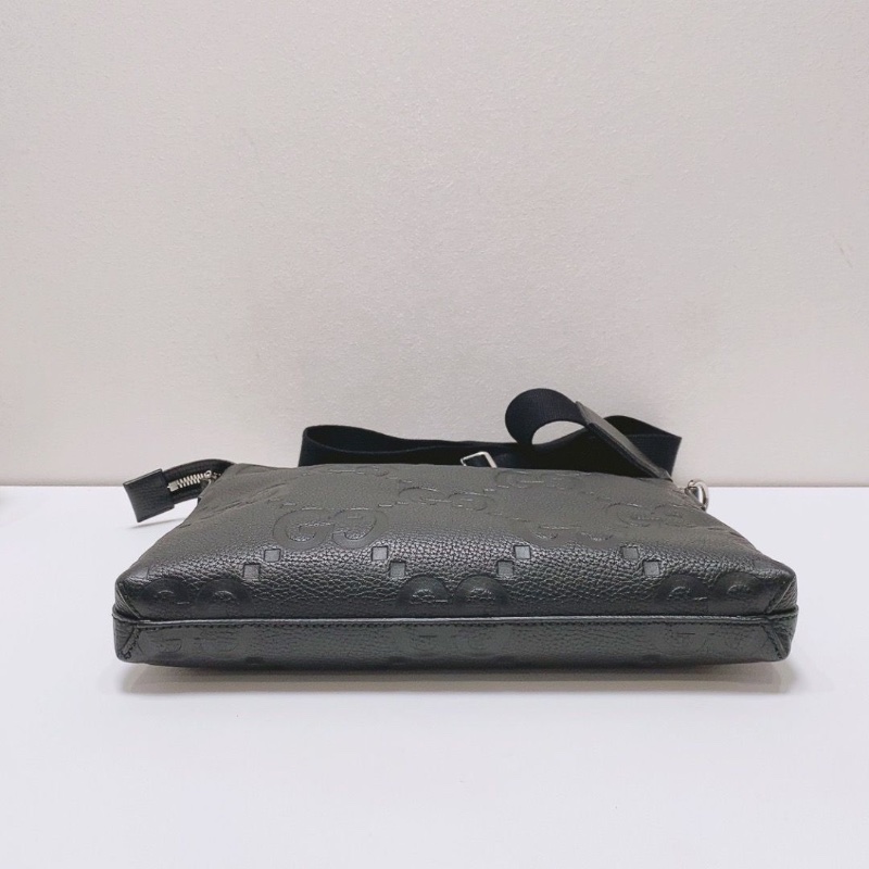 GUCCI 黑色雙GG皮壓花郵差包30x4x22cm 9新 配件塵袋-7