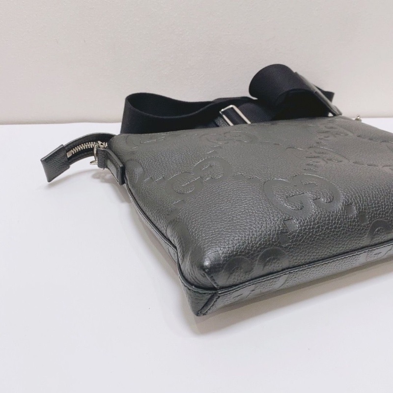 GUCCI 黑色雙GG皮壓花郵差包30x4x22cm 9新 配件塵袋-8