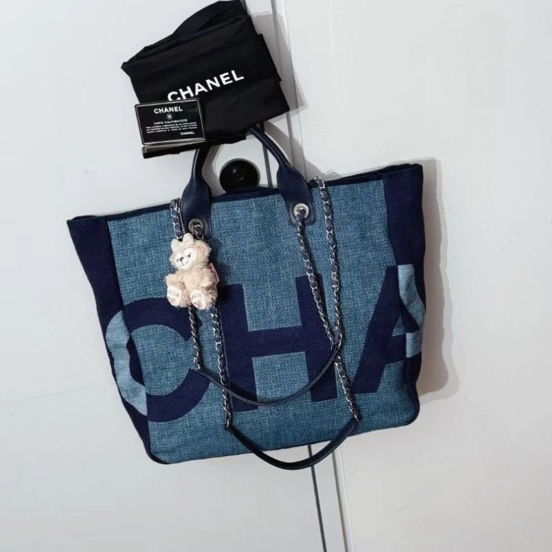 Chanel 超大字母 塗鴉 沙灘包38*30cm 95新 配件保卡 塵袋-2