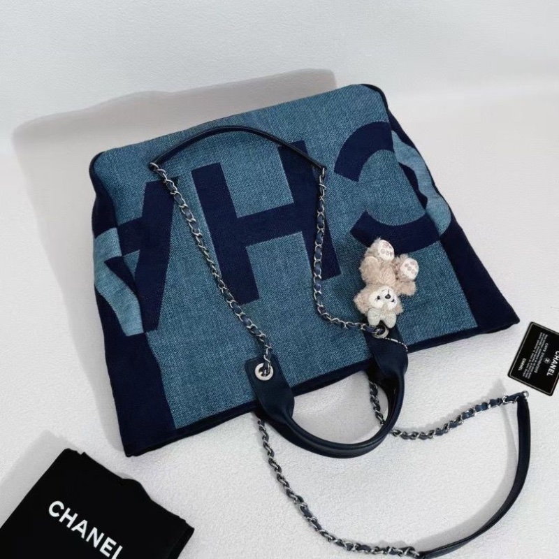 Chanel 超大字母 塗鴉 沙灘包38*30cm 95新 配件保卡 塵袋-4