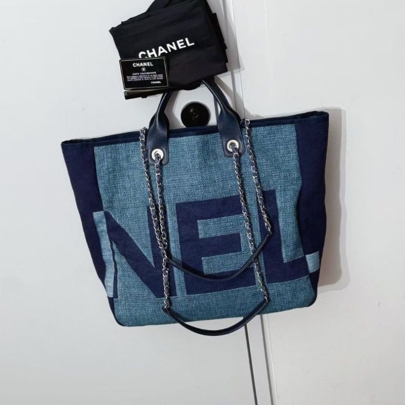 Chanel 超大字母 塗鴉 沙灘包38*30cm 95新 配件保卡 塵袋-5