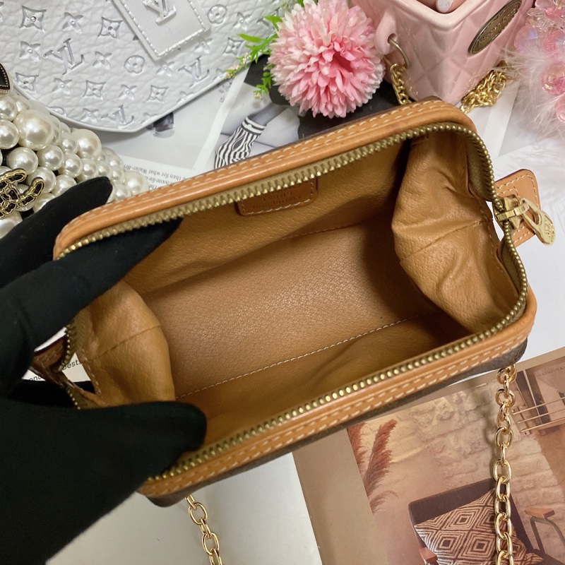 𝙲𝕖𝕝𝕚𝕟𝕖 mini老花雲朵包🏅 可可愛愛手機可放呦-12