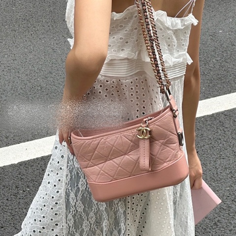 【96新 ✨ 全網最低價！】 Chanel 香奈兒 櫻粉色 流浪包 小號 牛皮鏈條包 斜挎包（下單前先詢問庫存❗️）