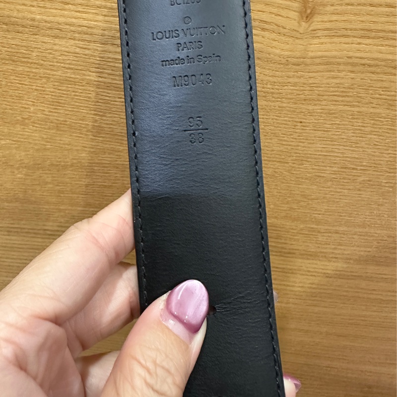 Lv 黑灰原花雙面皮帶 M9043V-3