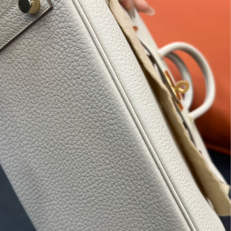 Hermès愛馬仕 Birkin25 10 奶昔白 Togo 玫瑰金扣 手提包 奶昔白 K刻 帶購證(25年12月票)-9