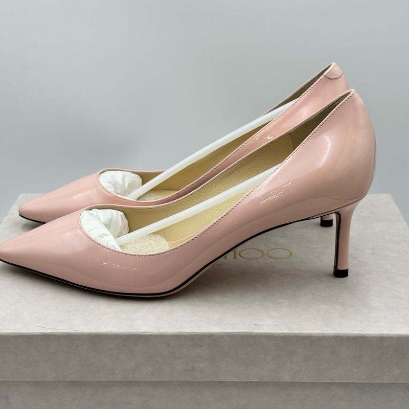 99新jimmy choo 周仰傑粉色漆皮尖頭細跟高跟鞋 37碼。-0