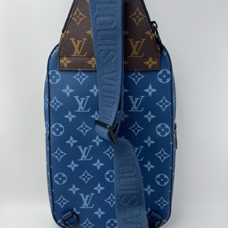 路易威登 Avenue NM 胸包-6