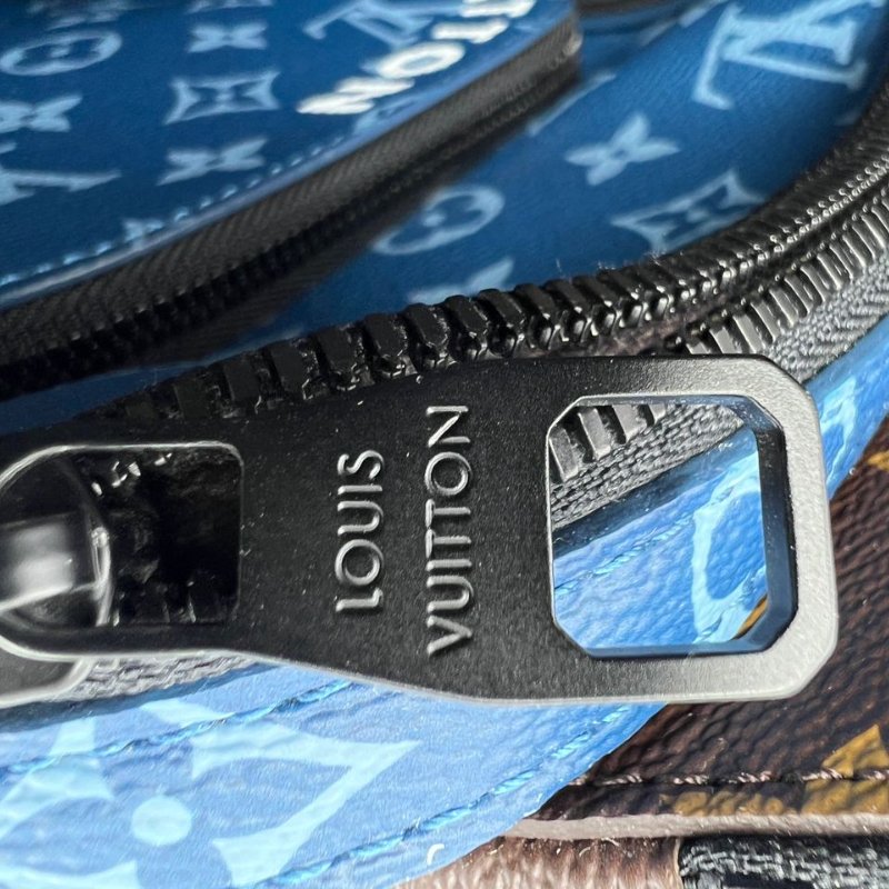 路易威登 Avenue NM 胸包-16