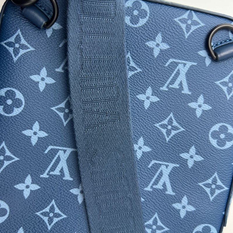 路易威登 Avenue NM 胸包-20