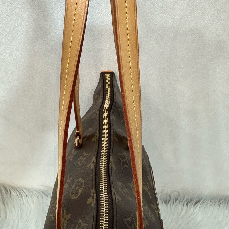 LV M42268 原花金釦前口袋拉鏈托特包-19