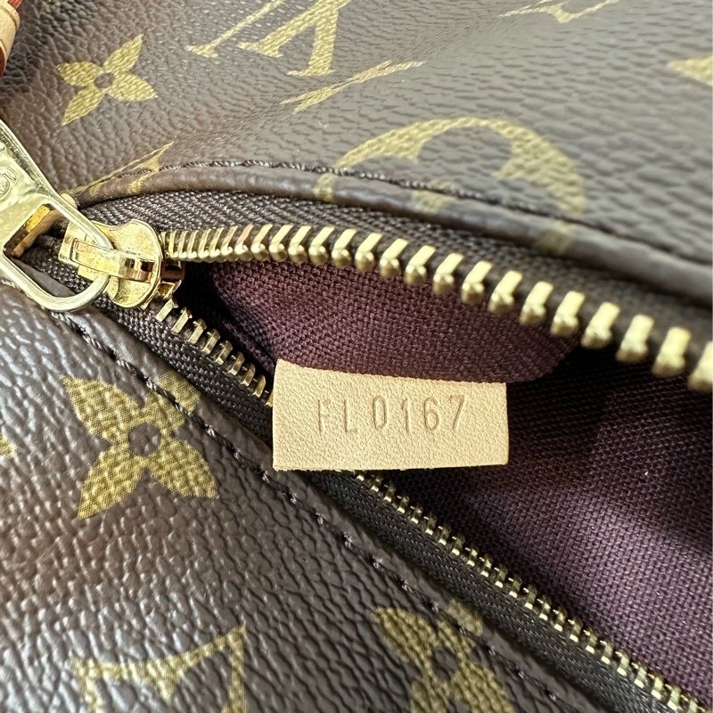 LV M42268 原花金釦前口袋拉鏈托特包-58