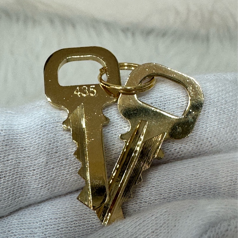 LV M42268 原花金釦前口袋拉鏈托特包-70