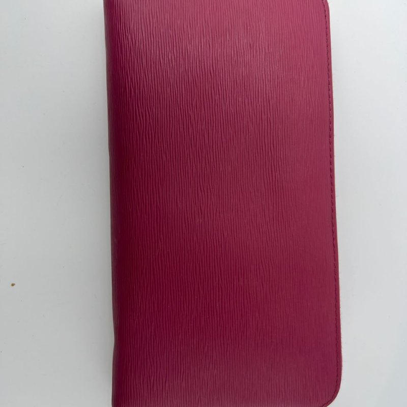 Prada 全拉鍊長款皮夾-8