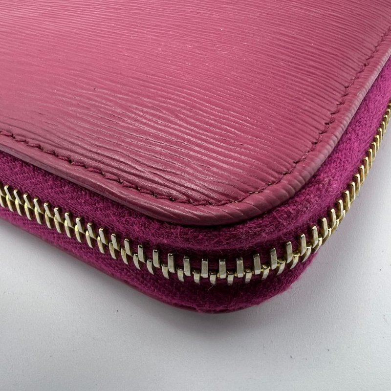 Prada 全拉鍊長款皮夾-13