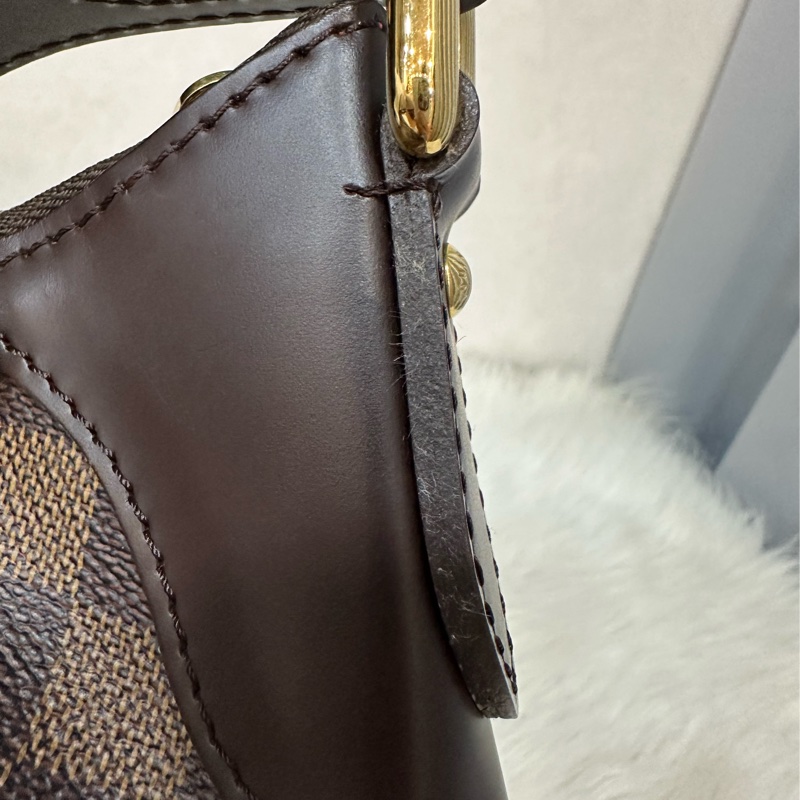 LV N48180 咖啡棋盤格金牌肩背包-20